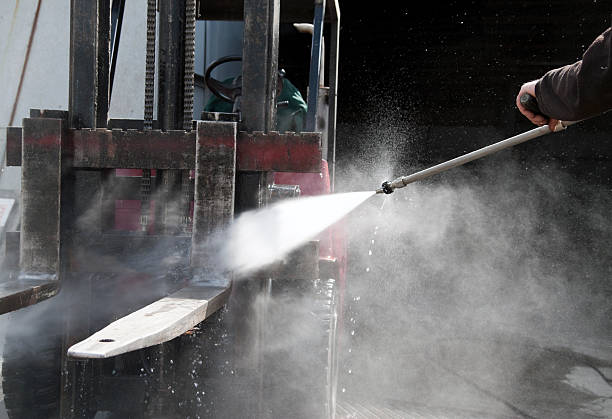 Best Roof Washing  in Sunnyside, CA